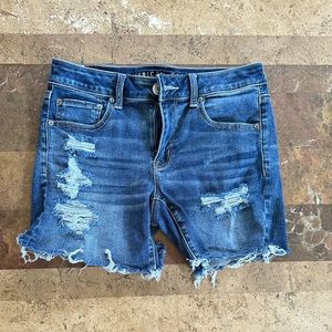 American Eagle AE Next Level mid rise extreme stretch shorts , 8